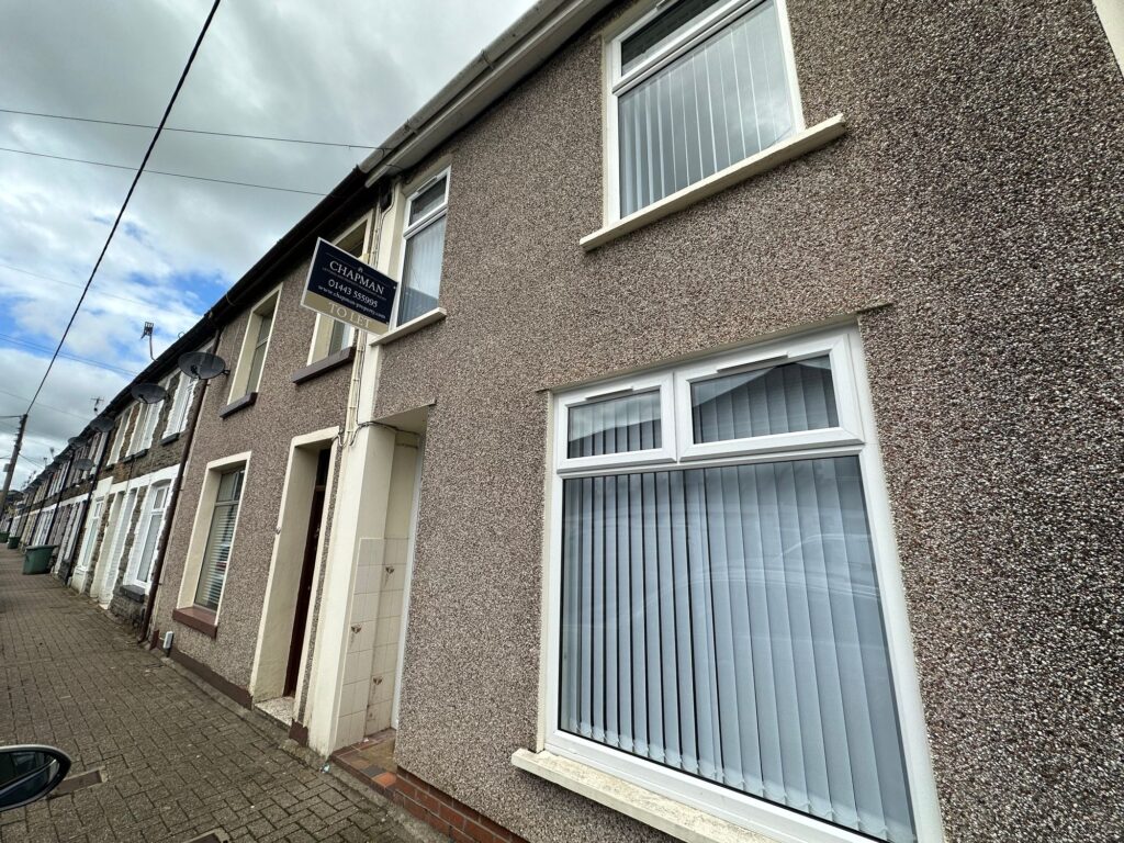 Telekebir Road, Pontypridd, CF37