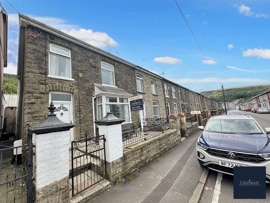 Glyn Street, Porth, CF39