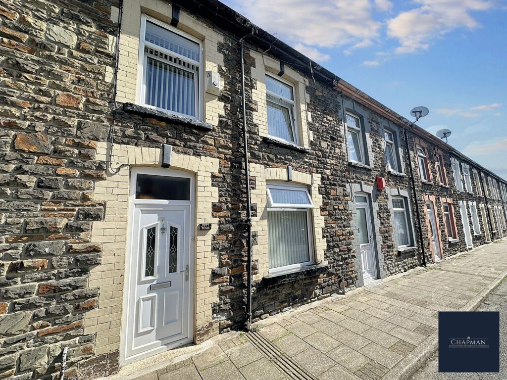 South Street, Porth, CF39