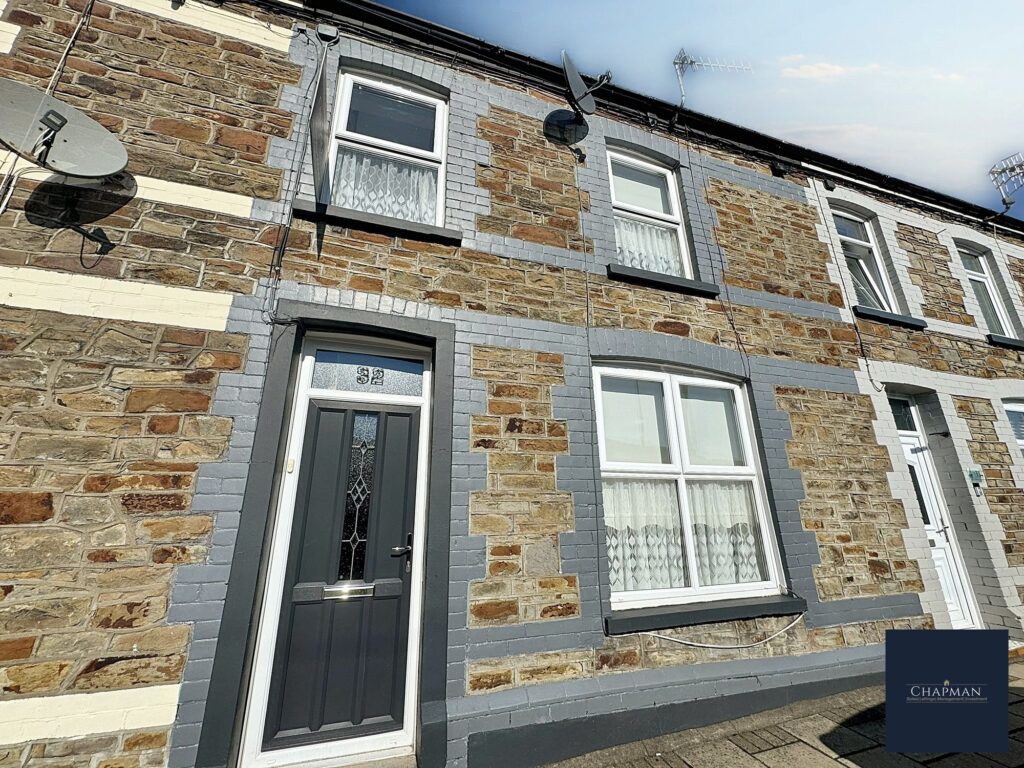 Nythbran Terrace, Porth, CF39