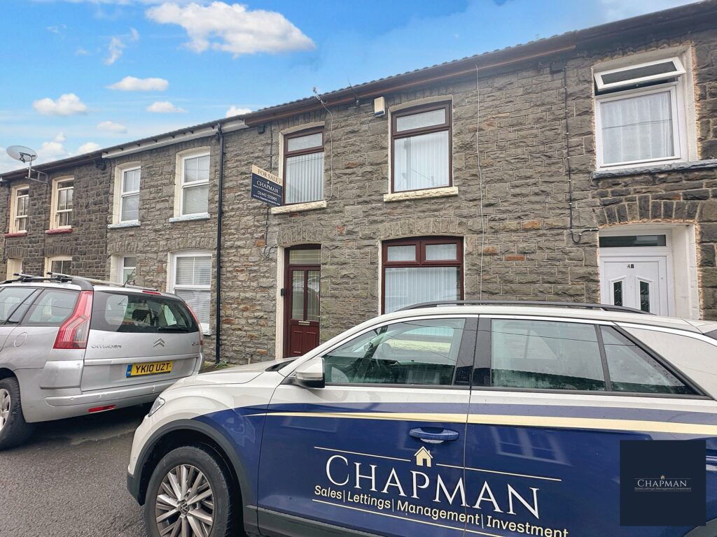 Tynybedw Street, Treorchy, CF42