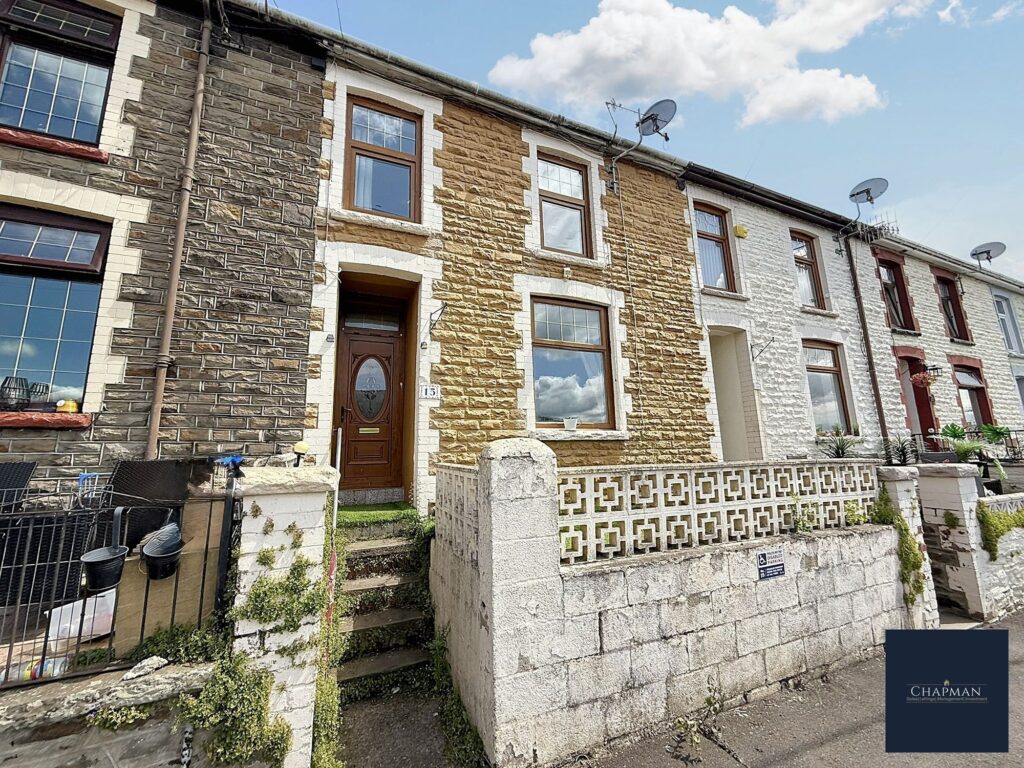 Heath Terrace, Porth, CF39